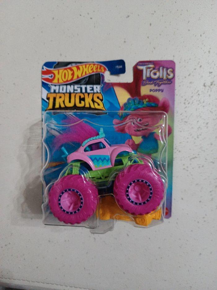 Monster truck hot Wheels neuf 1/64 trolls poppy - photo numéro 1