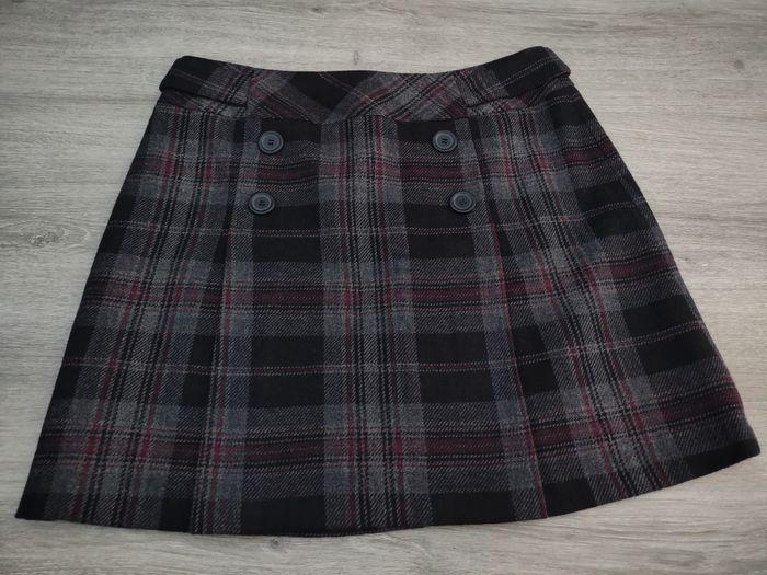 Jupe noire/grise/ bordeaux à carreaux tartan taille 40 - photo numéro 1