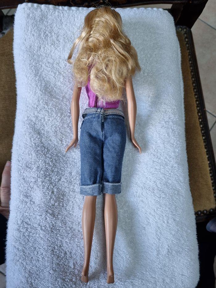 Barbie en  jean 1999 - photo numéro 2