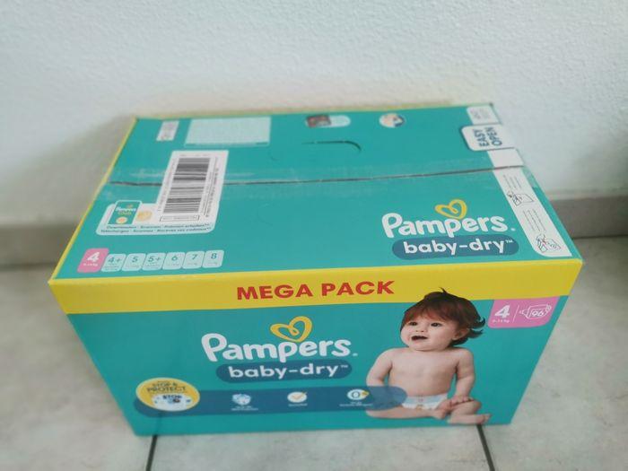 Pampers baby dry taille 4 - photo numéro 2