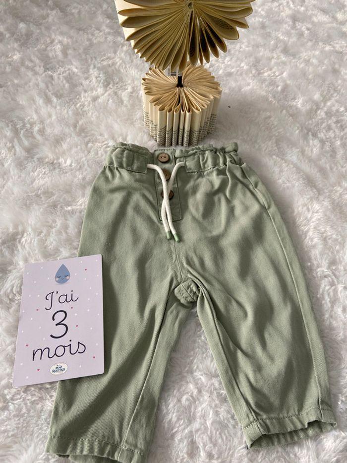 pantalon toile fille vert pastel menthe Kiabi 3 mois tbe - photo numéro 1