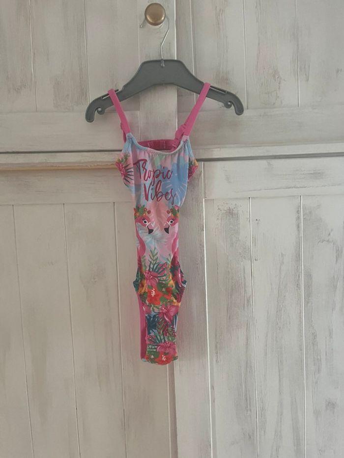 Maillot de bain 1 pièce 2/3 ans penti neuf - photo numéro 1