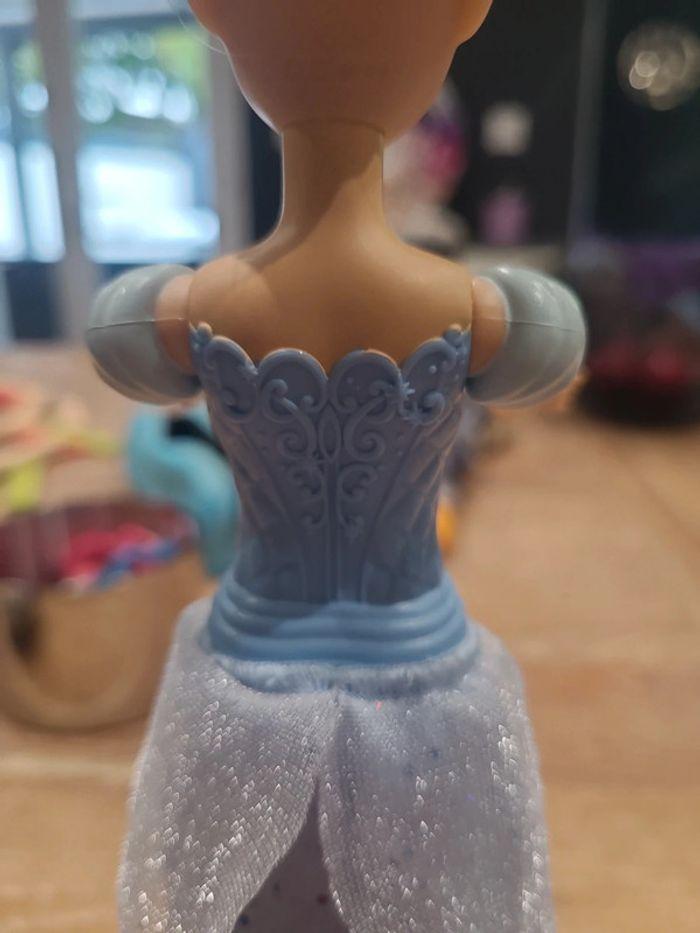 Poupée barbie cendrillon - photo numéro 3