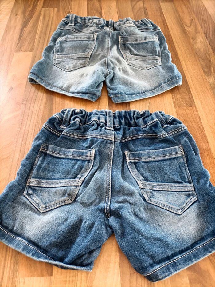 Lot 2 shorts jeans 7 / 8 ans - photo numéro 3