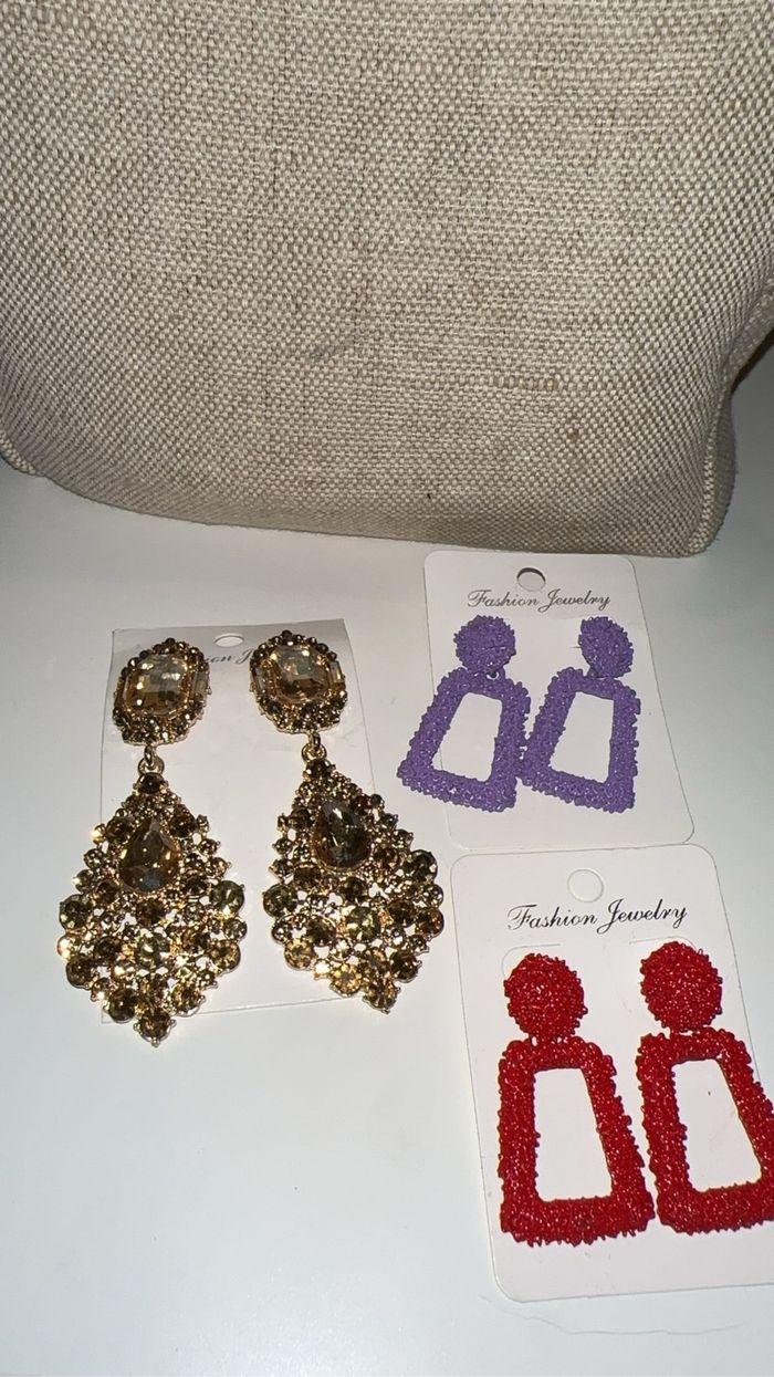 Lot boucles d’oreilles neuves blister Zara diverses earrings - photo numéro 1