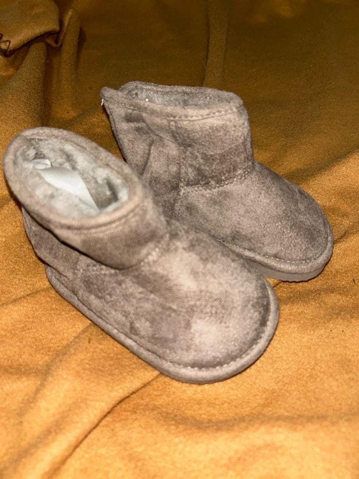 Bottine style ugg - photo numéro 1