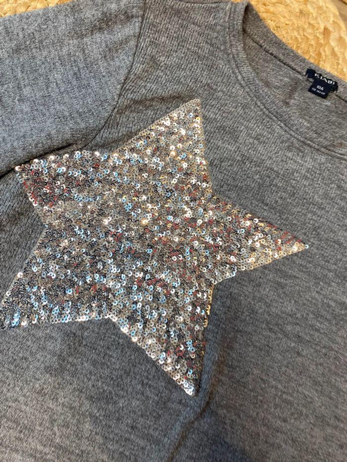 Pull fin gris avec étoile en sequin Kiabi 10 ans / 138-143 cm - photo numéro 2