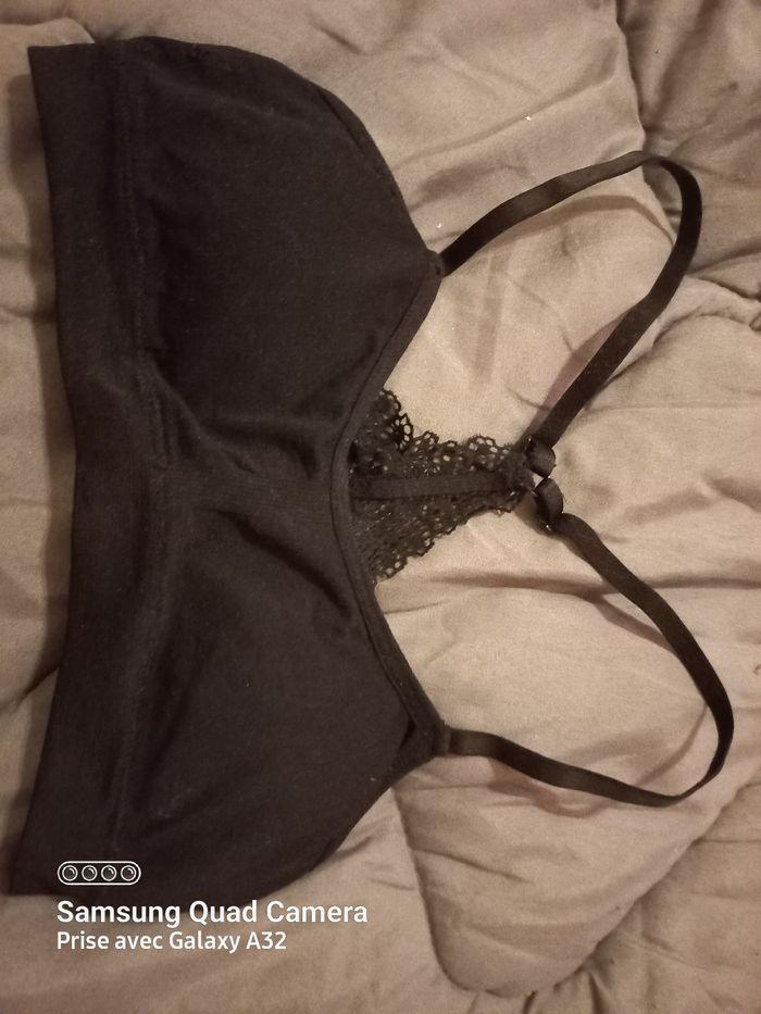 Soutien gorge 14 ans - photo numéro 1