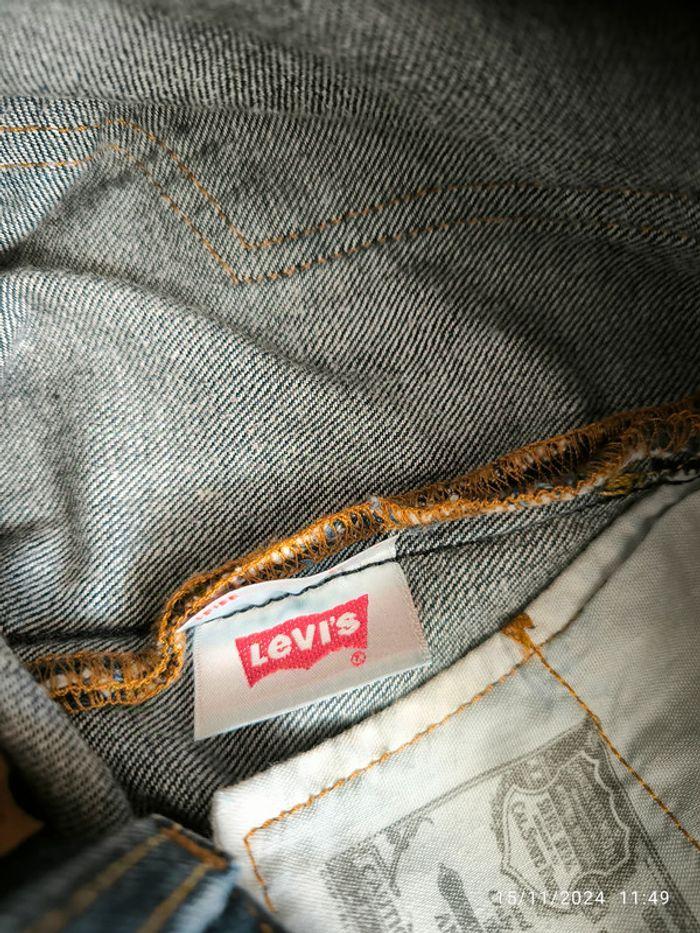 Jean Levi's 501 bleu foncé taille 38 (28 us) - photo numéro 9