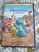 A saisir : DVD Disney  " monstres academy " ( bien lire)