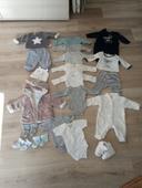 Lot vêtements bébé garçon 1 mois