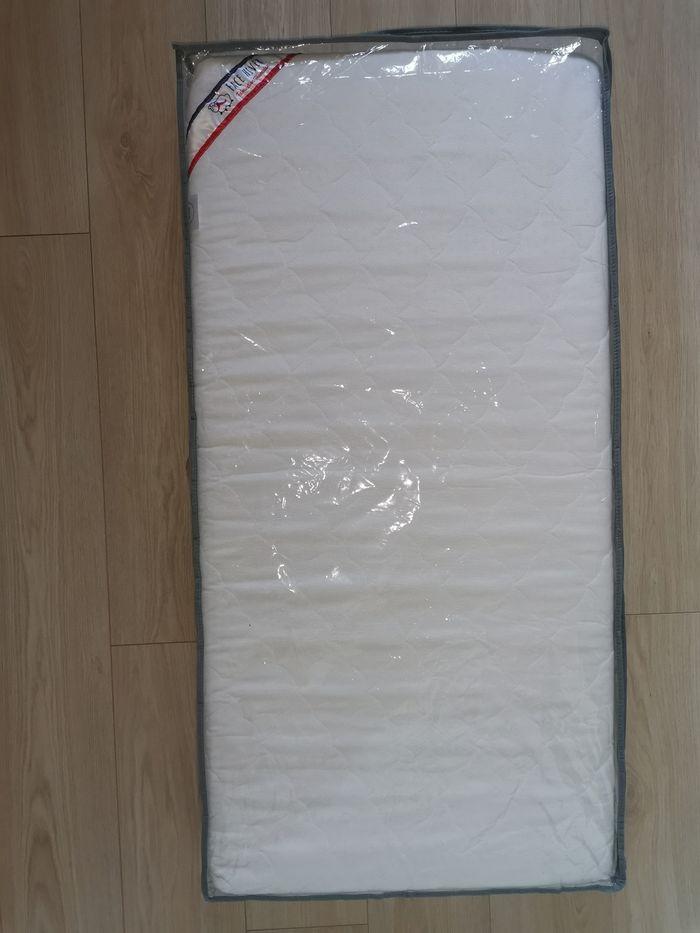 Matelas bébé 120x60cm - photo numéro 1