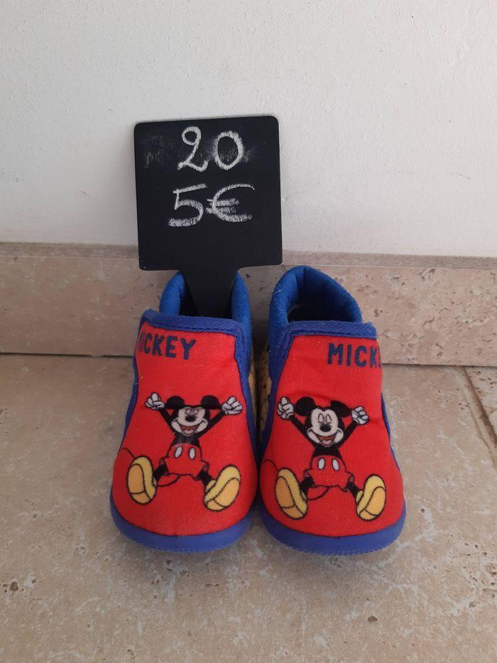 Chaussons mickey - photo numéro 1