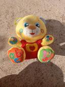 Peluche interactive Gaston le petit ourson