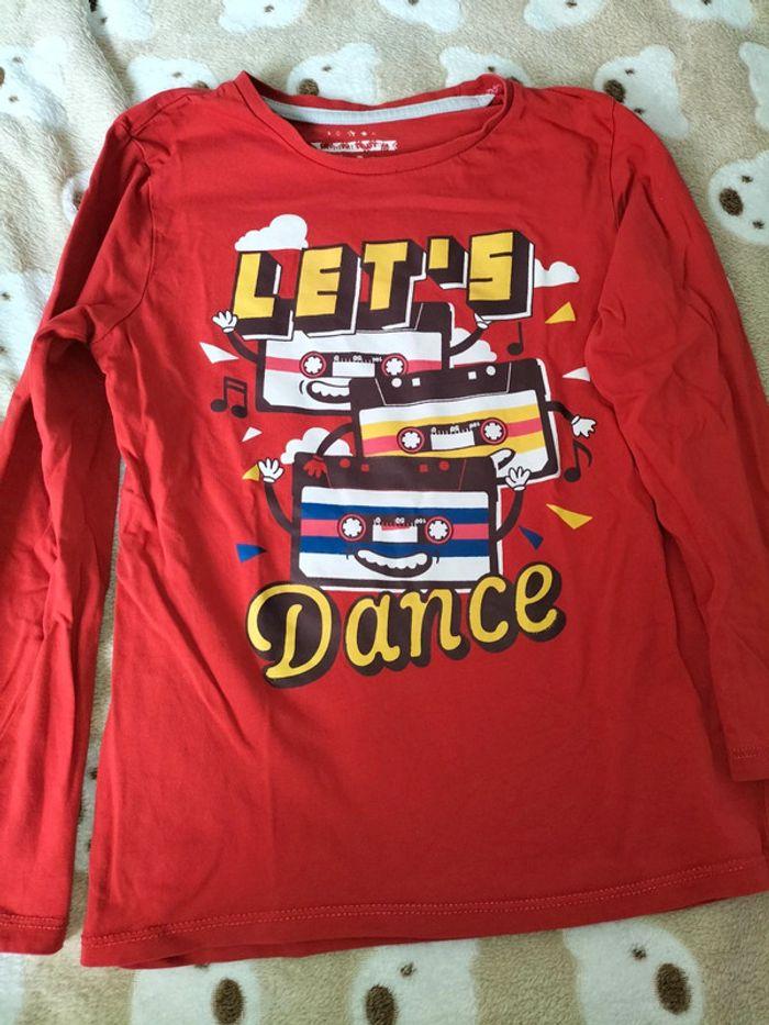 Lot de deux t-shirts manches longues 8 ans - photo numéro 2