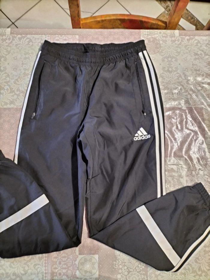 Pantalon adidas noir homme taille s très bon état 15 € - photo numéro 1