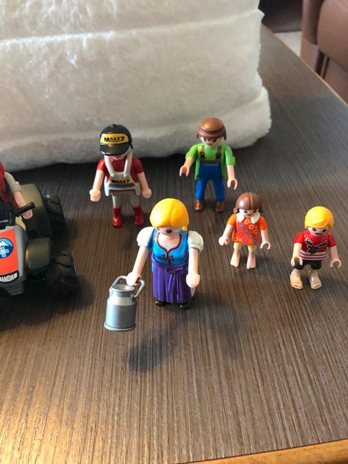 Lot personnage + voiture playmobil - photo numéro 4