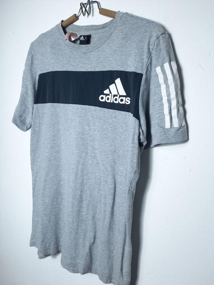 T-shirt adidas taille XL 15 16 ans - photo numéro 2