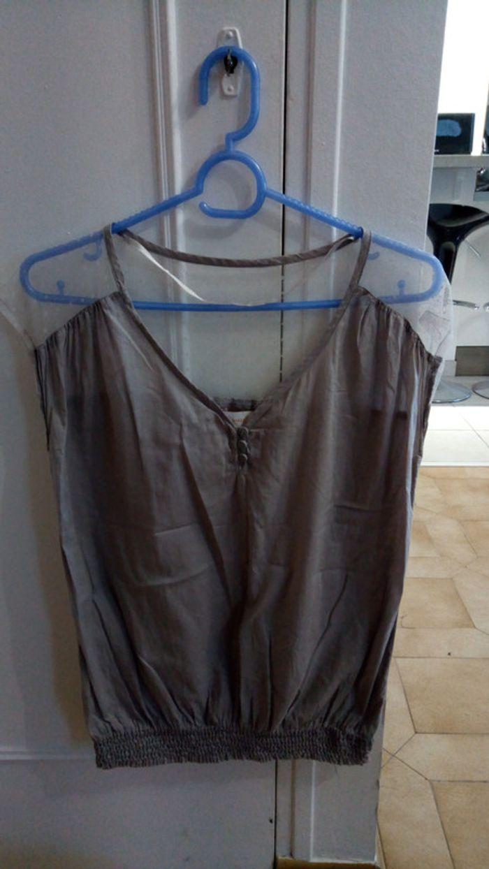 Maillot gris - photo numéro 1