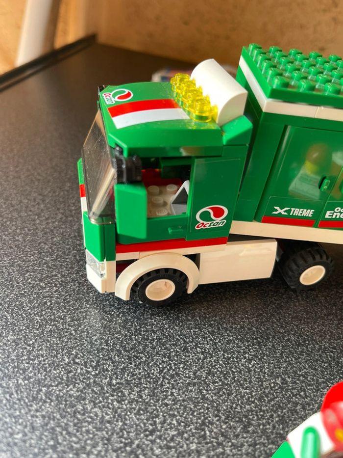 LEGO City - Le camion du Grand Prix - 60025 - - photo numéro 5