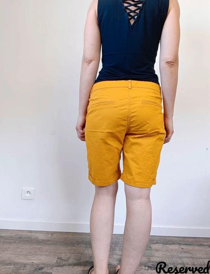 Short jaune moutarde Reserved taille 38 💖 - photo numéro 4