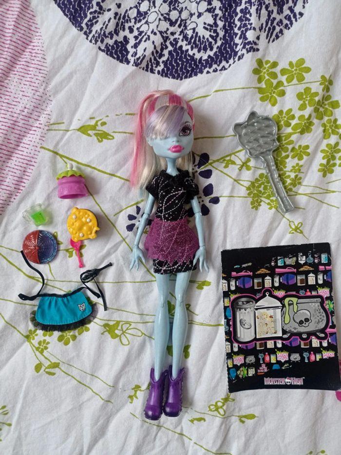 Poupée Monster high / Abbey Bominable - photo numéro 1