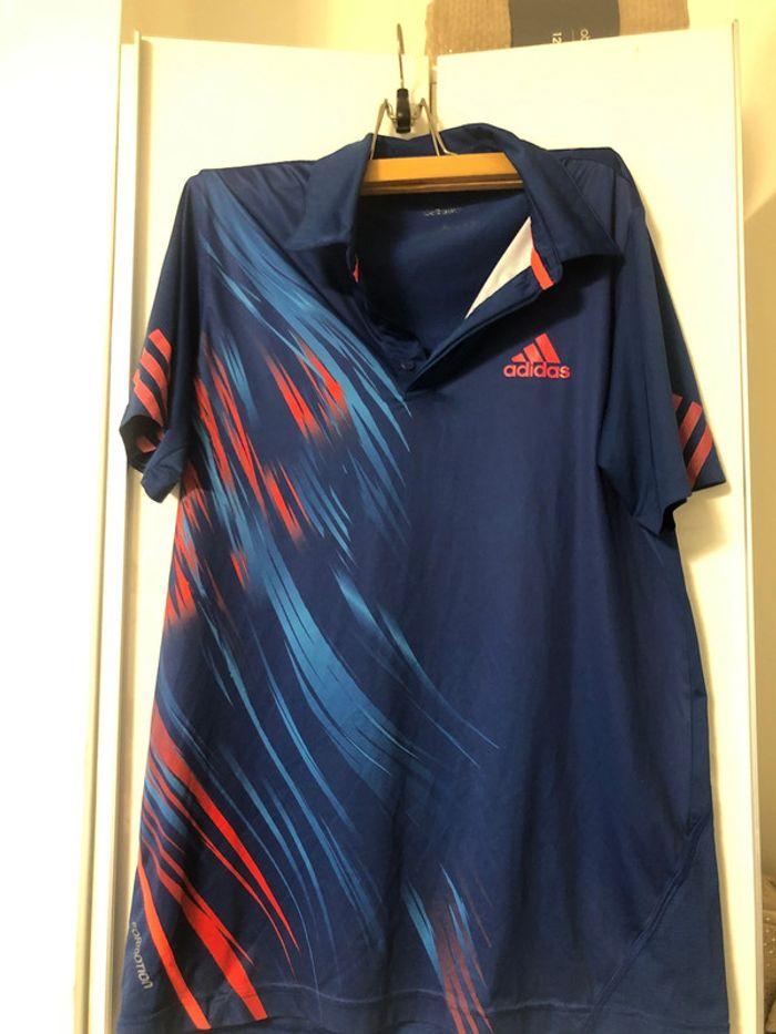 Maillot / polo adidas. Taille L - photo numéro 1