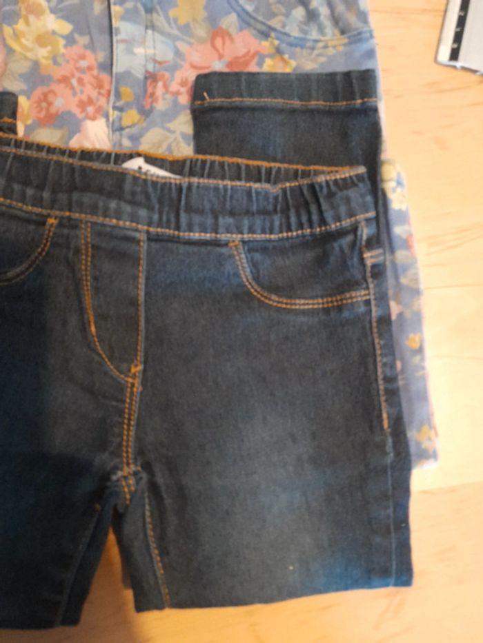 2 pantalon fille 2.3 ans tbe - photo numéro 2