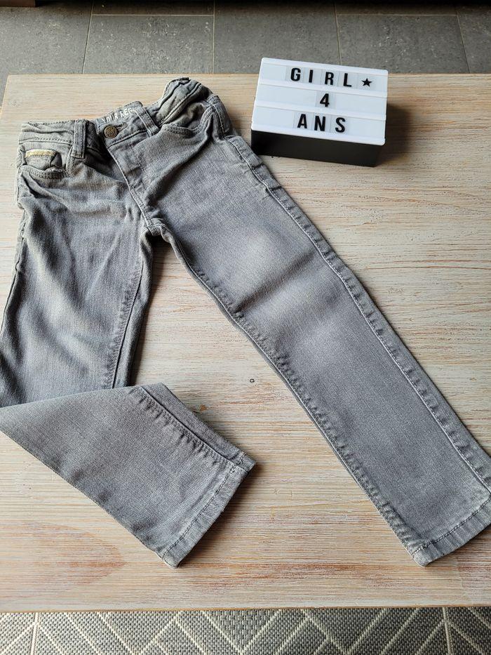 Jeans 4 ans - photo numéro 1