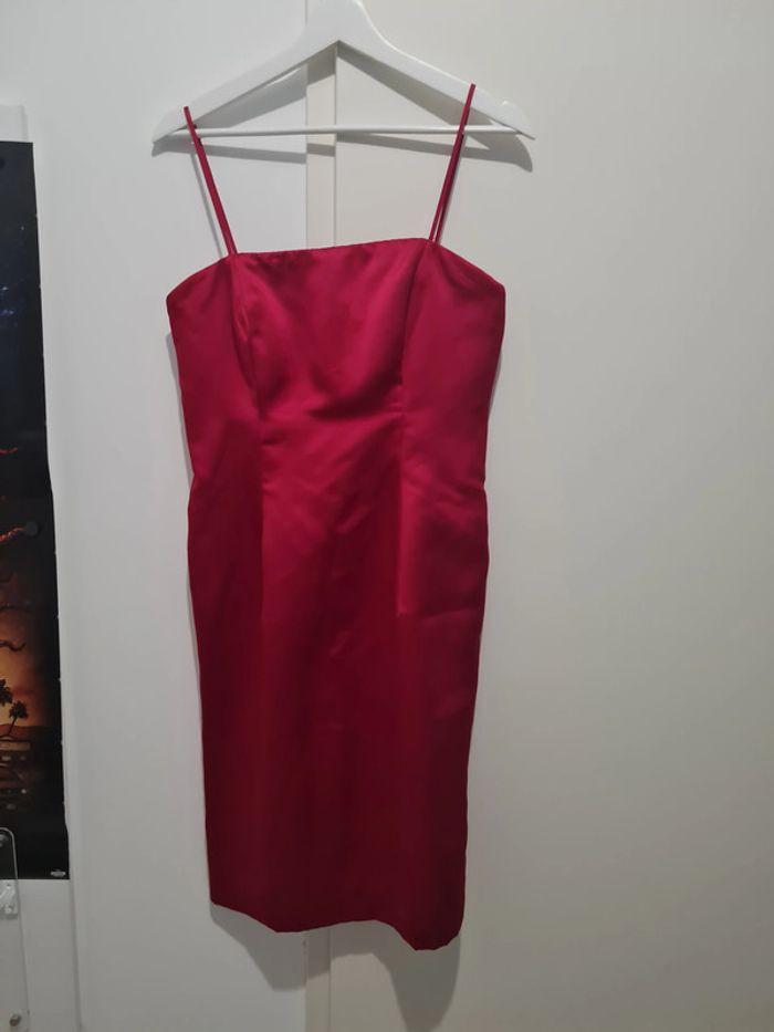 Vend robe rouge - photo numéro 1