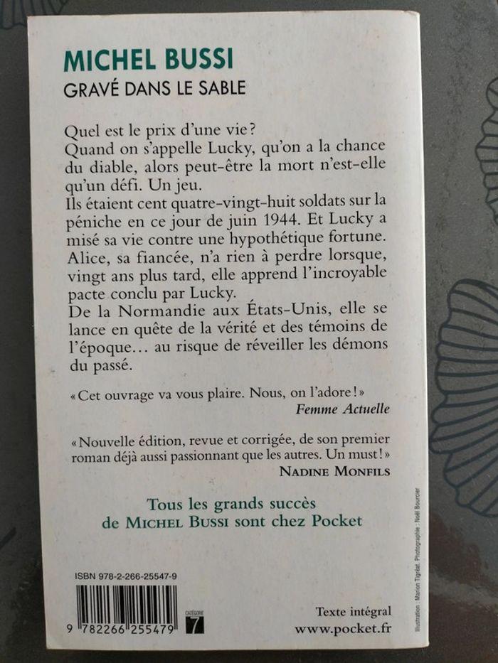 Livre Gravé dans le sable - photo numéro 2