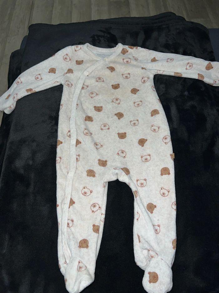 Pyjama bébé 6 mois 66/71cm - photo numéro 1