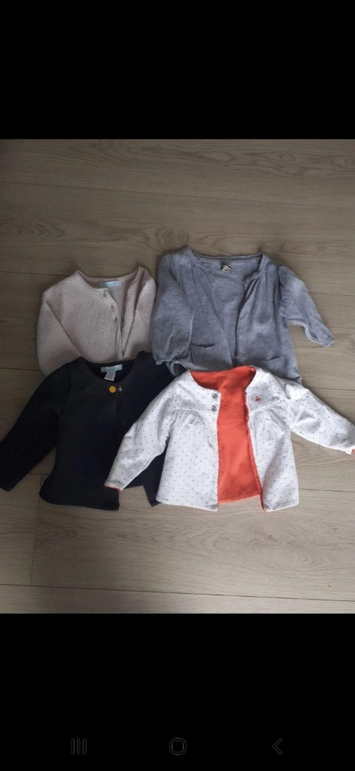 Lot de 4 gilets - photo numéro 1