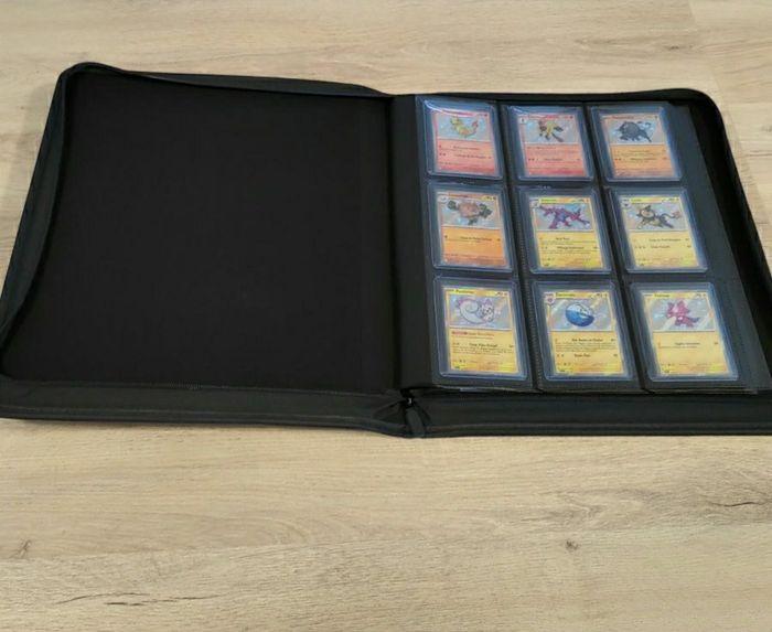 Classeur Zip pour cartes Pokémon capacité 288 cartes sous toploader en cuir NOIR ⬛ - photo numéro 2