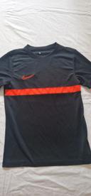 Haut sport Nike