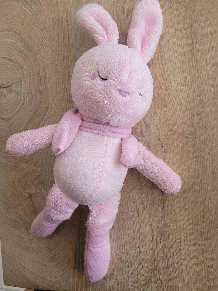 Peluche lapin rose