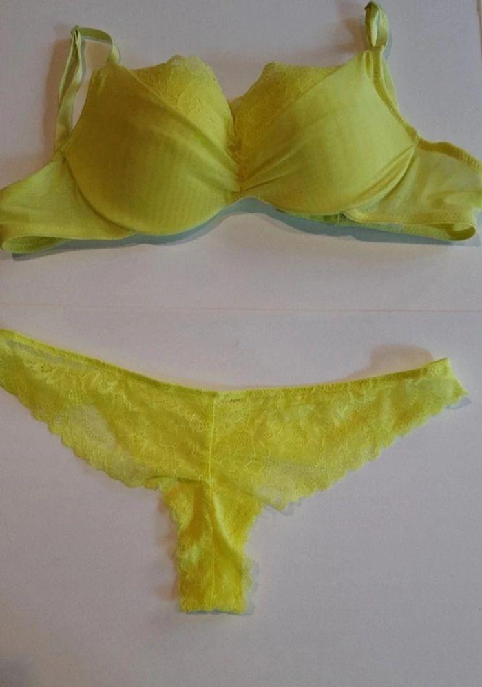 Soutien-gorge Jennyfer jaune fluo - photo numéro 3