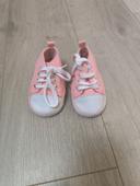 Chaussures bébé 6-9 mois