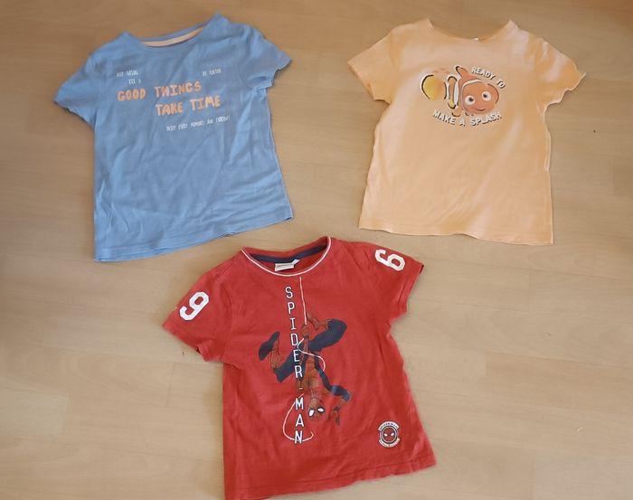 Lot 3 t-shirt garçon taille 4 ans - photo numéro 1