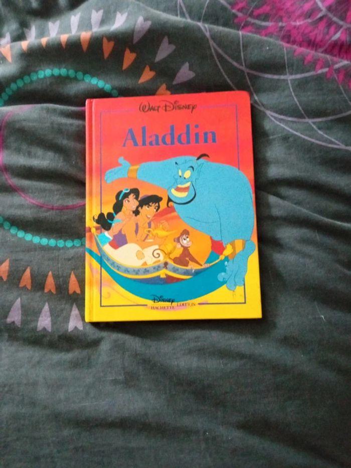 Livre Disney Aladdin - photo numéro 1