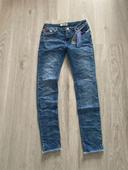 Neuf jean slim bleu fille 14 ans G66