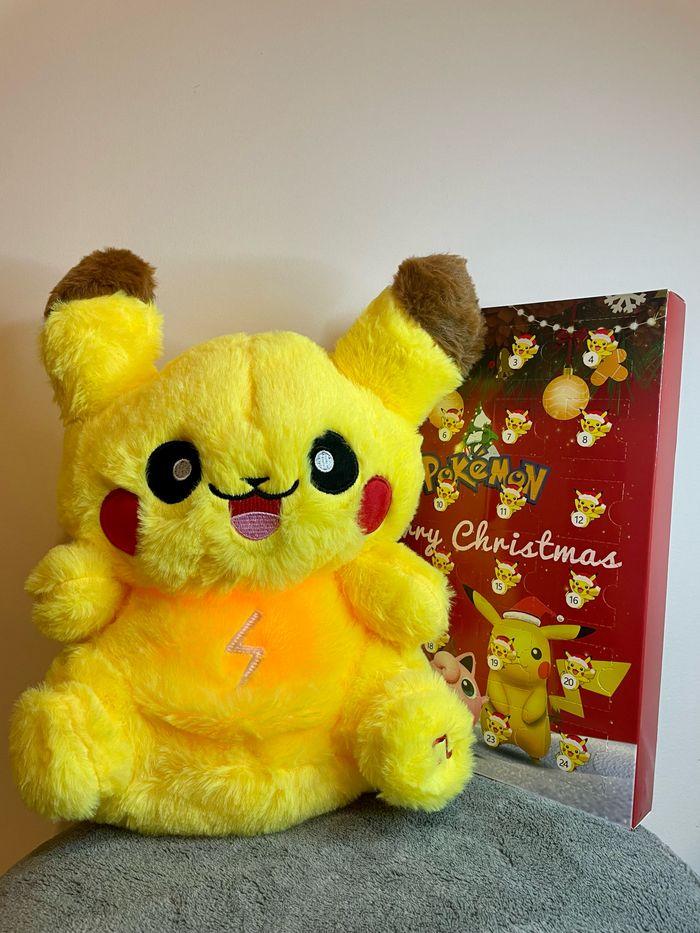 🎁🚨 OFFRE SPÉCIAL NOËL 🚨✨🎁🎅  Peluche lumineuserespirante PokémonPikachu + calendrier de l’Avent de Noël Pokémon - photo numéro 4