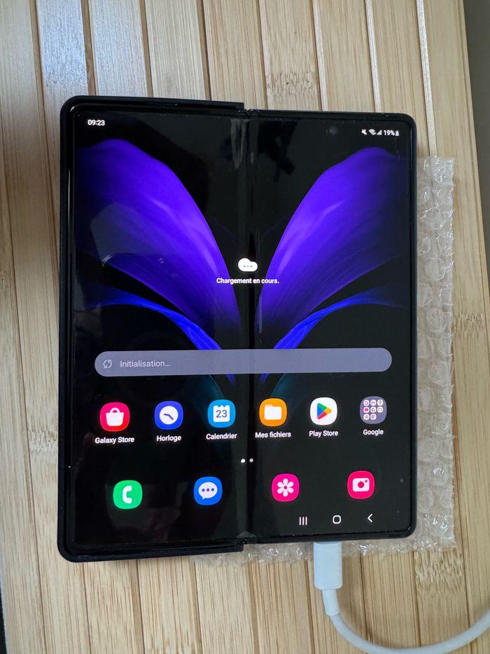 Samsung z fold 2 - photo numéro 2