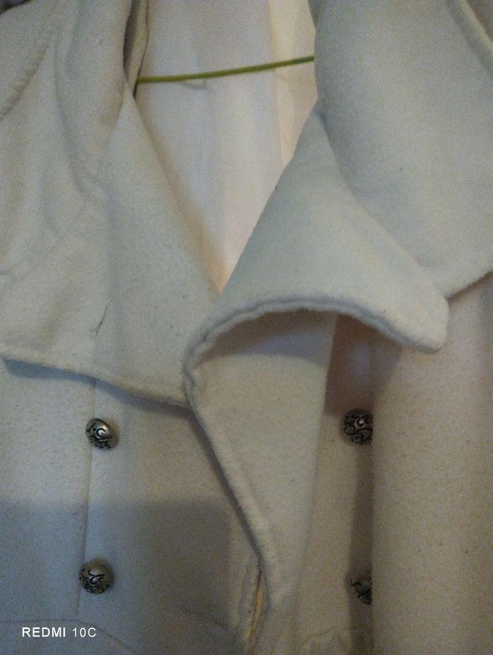 Manteau blanc - photo numéro 2