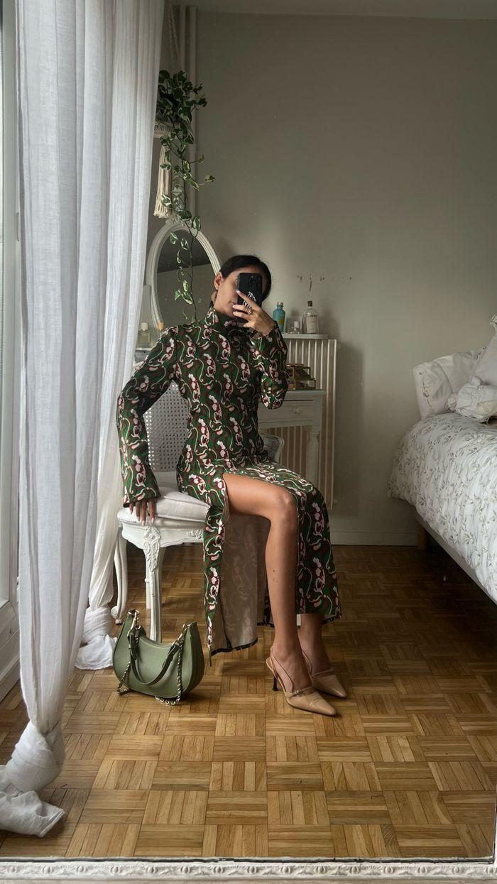 Robe col montant longue à fente motif baroque et manches longue Zara/ Long high collar dress with slit baroque pattern and long sleeves - photo numéro 3