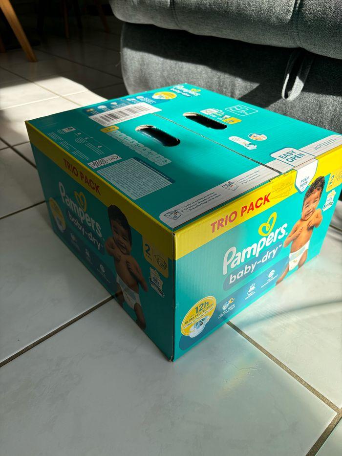 Trio Pack 174 couches Pampers baby dry Taille 2 - photo numéro 2