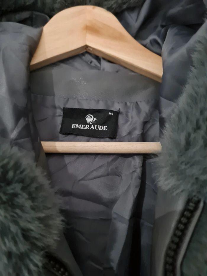 Manteau fausse fourrure gris foncé - photo numéro 3