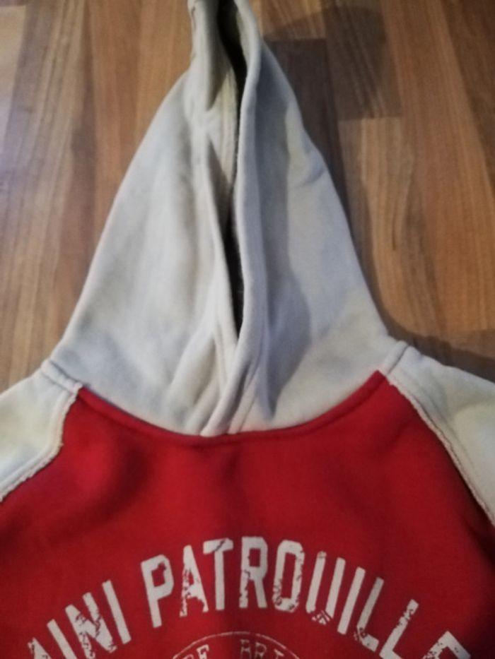 Pull capuche rouge 4 ans - photo numéro 6