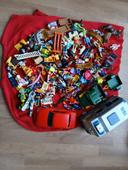 Playmobil,  lot figurines, accessoires, véhicules