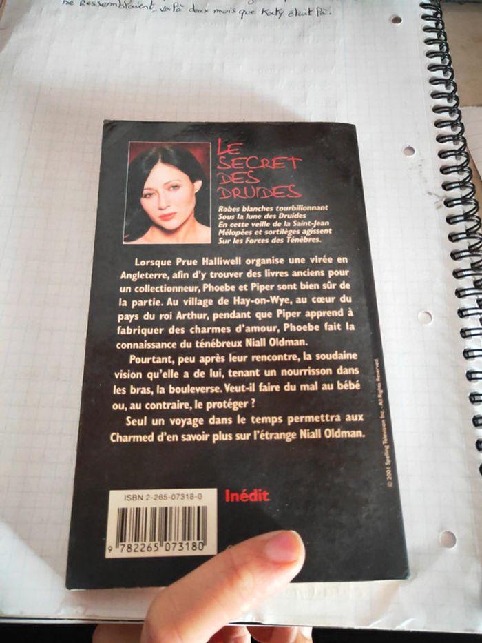 Livre charmed 8 - photo numéro 3